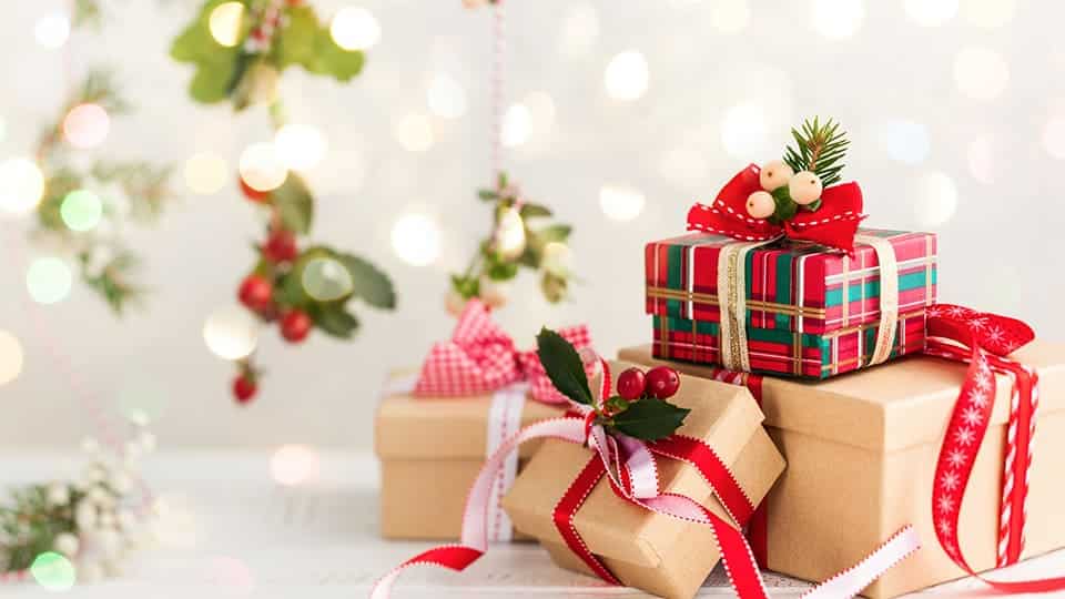 Regali Di Natale Costo Zero.Risparmiare Sui Regali Di Natale Risparmiare Info