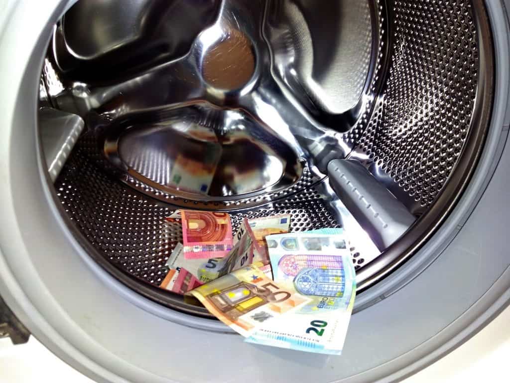 Impara come risparmiare facendo la lavatrice